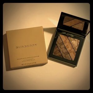 Burberry Complete Eye Palette No. 00 Smokey Brown